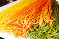 Spaghetti 3-färbig 400 gr